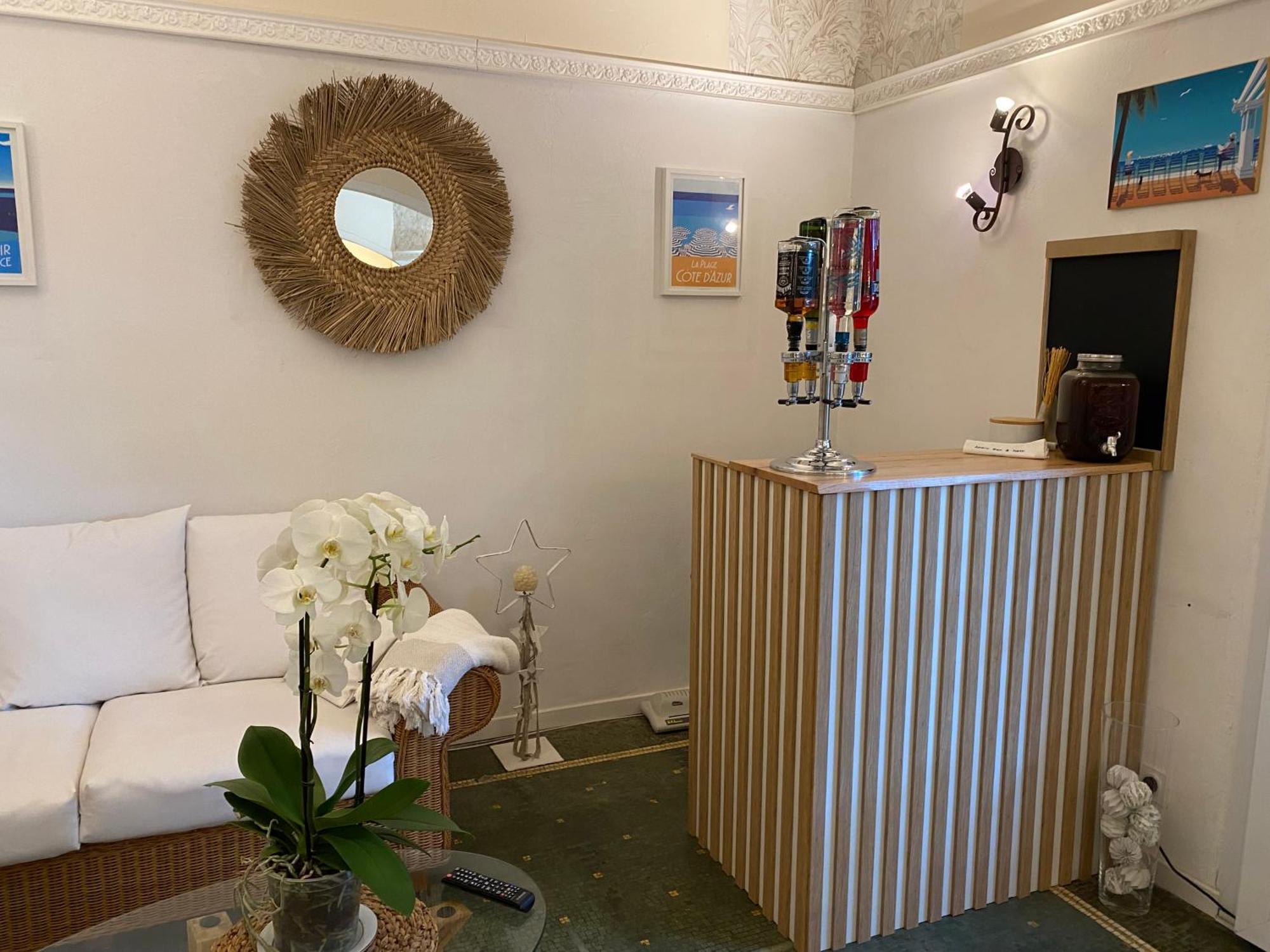 Logis Hotel Villa Victorine Nice Ngoại thất bức ảnh